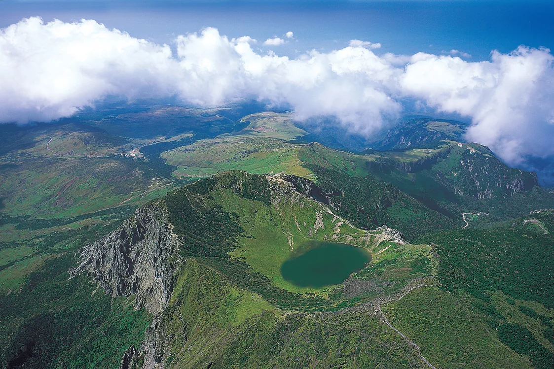 Aerial view of the Baengnokdam crater and summit ridge of Hallasan