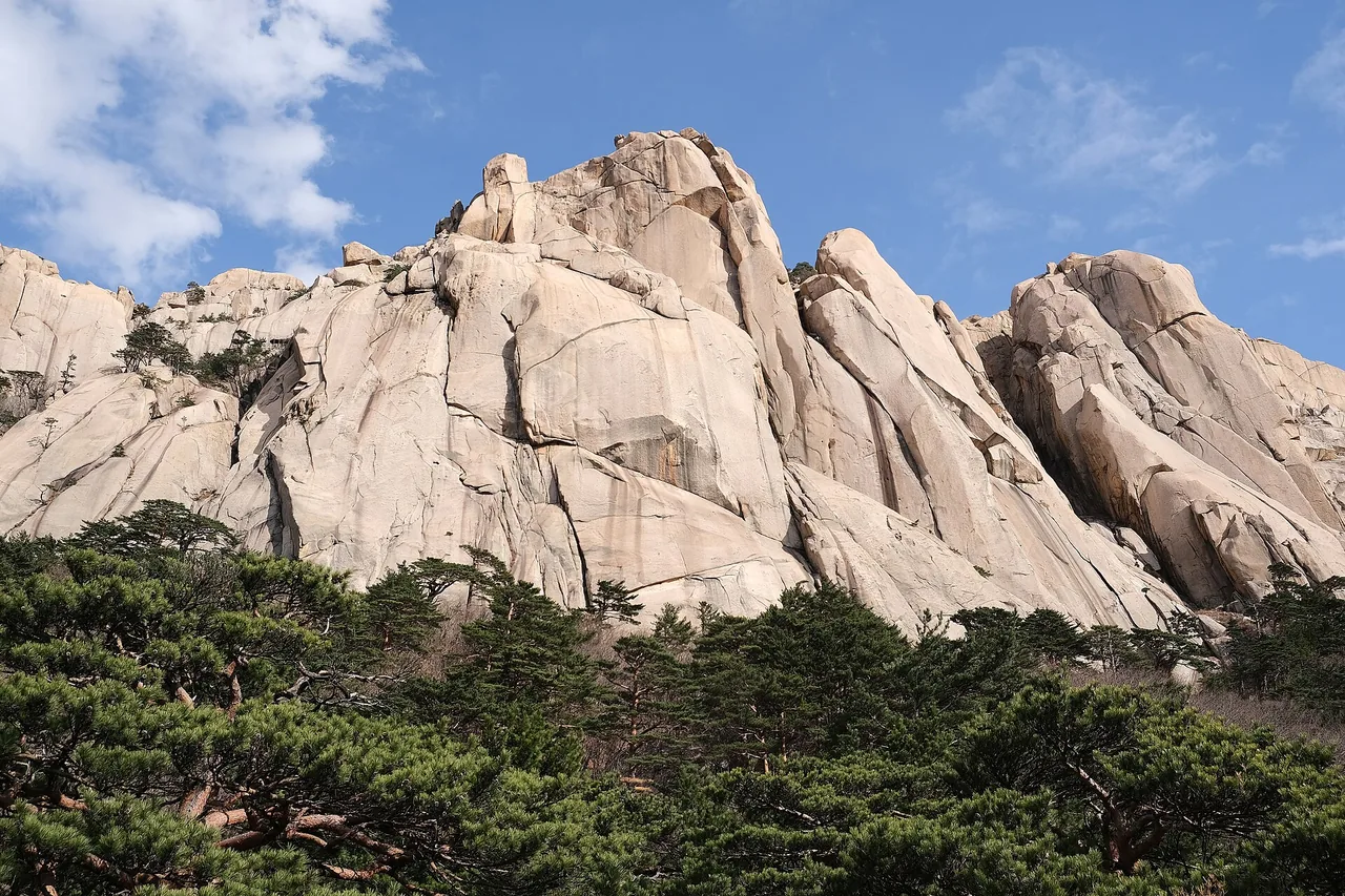 Granite cliffs and pinnacles above pine trees in Seoraksan National Park